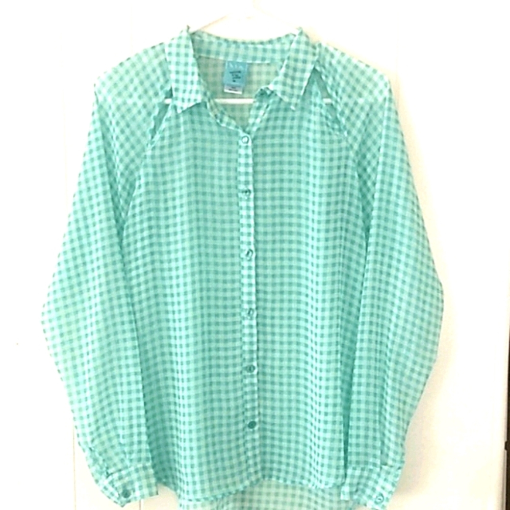 Women's Tops